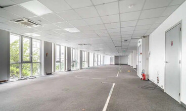 11 Rue Du Faubourg Poissonnière, Paris for lease Interior Photo- Image 2 of 10