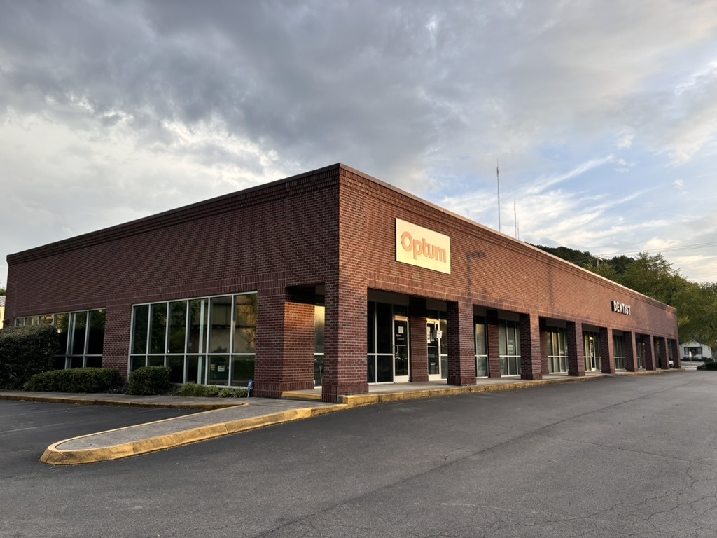 4620 Old Broadway St, Knoxville, TN for lease Building Photo- Image 1 of 12