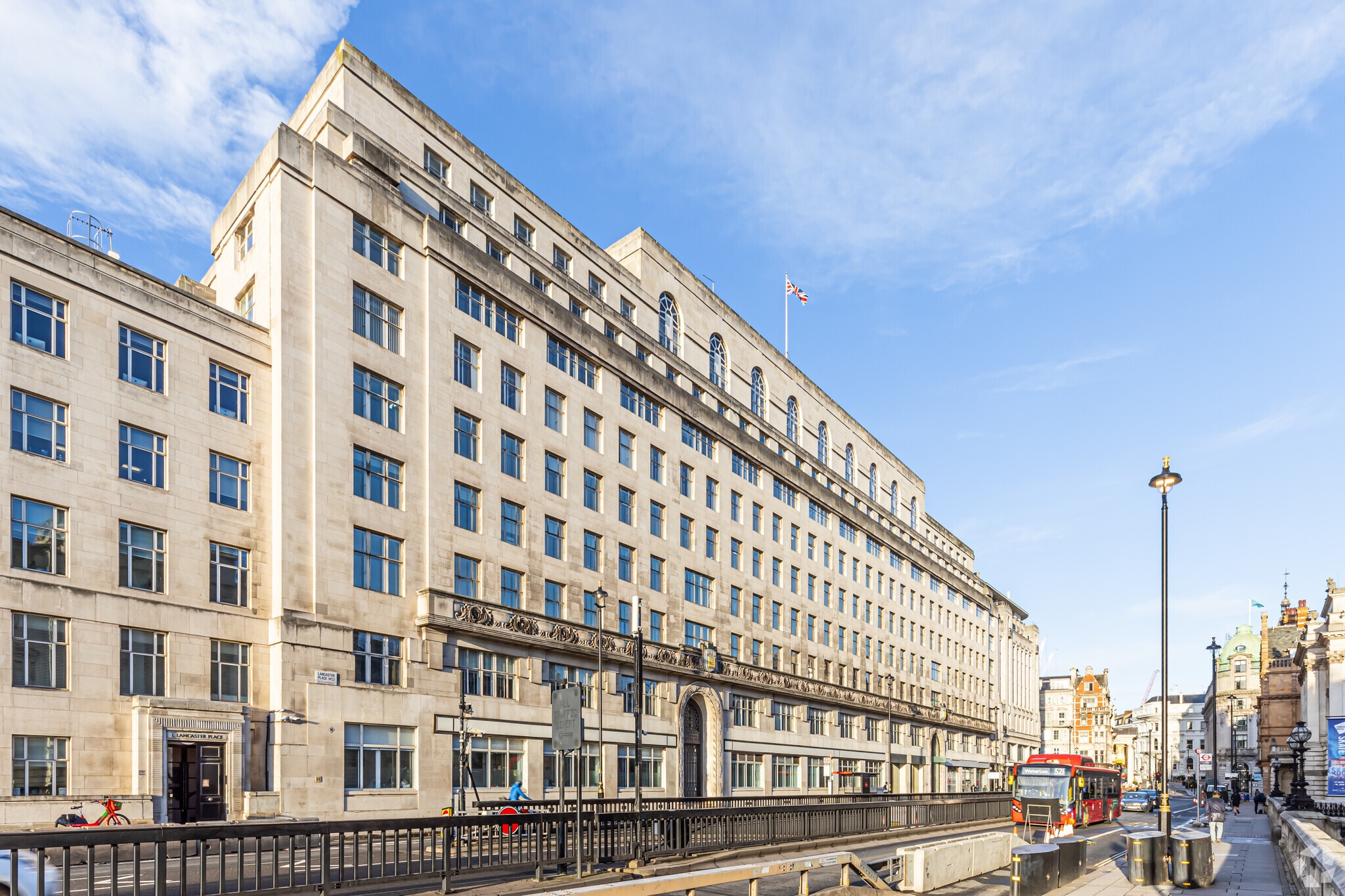 9 Savoy St, London for sale Primary Photo- Image 1 of 1