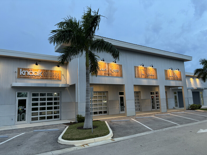 28290 Old US 41, Bonita Springs, FL for lease - Building Photo - Image 1 of 6