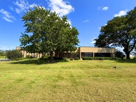 7900 S Route 31, Crystal Lake IL - Warehouse