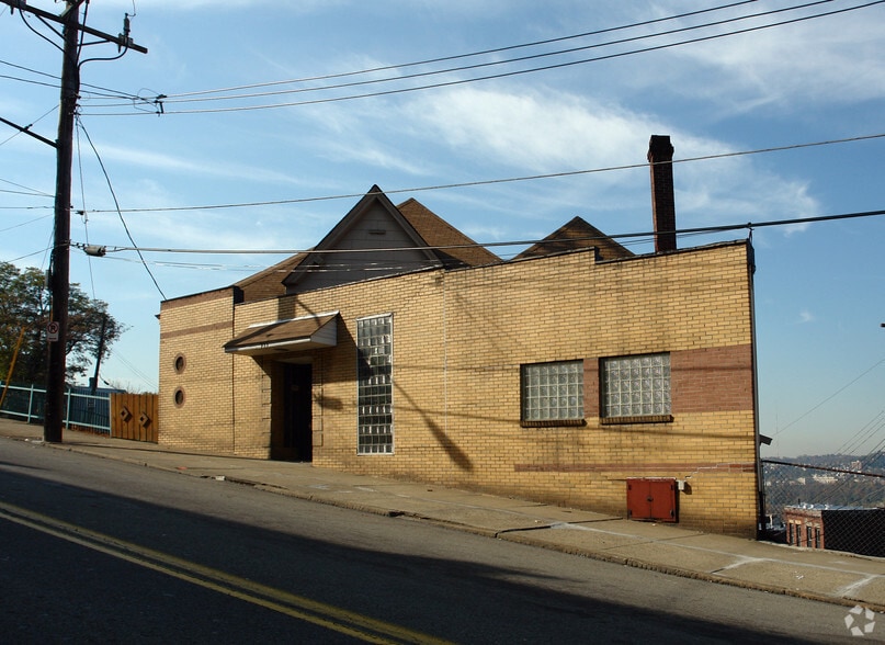 933-935 Herron Ave, Pittsburgh, PA for sale - Building Photo - Image 2 of 5
