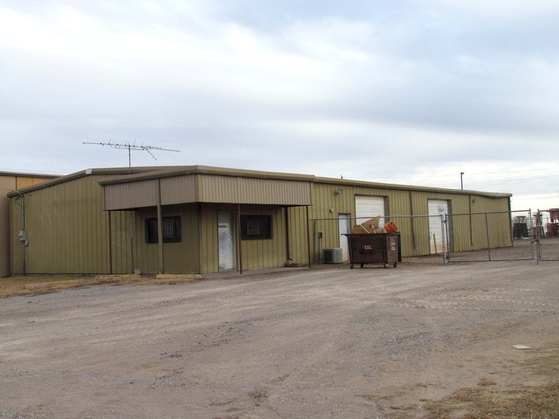 11 SE I Ave, Lawton, OK for lease - Primary Photo - Image 1 of 3