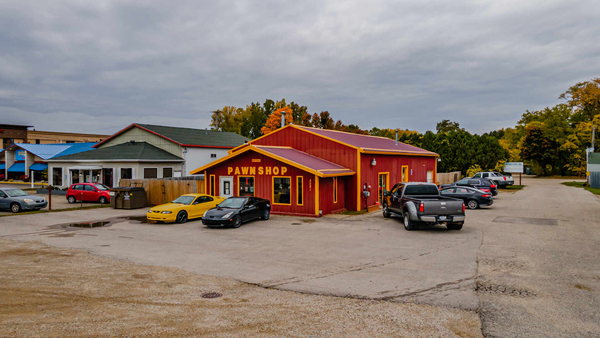 5281 E Pickard St, Mount Pleasant, MI for sale Primary Photo- Image 1 of 24