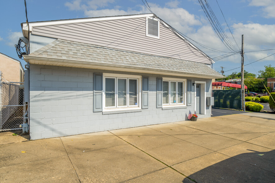 101 N Gray Ave, Wilmington, DE for sale - Building Photo - Image 2 of 18