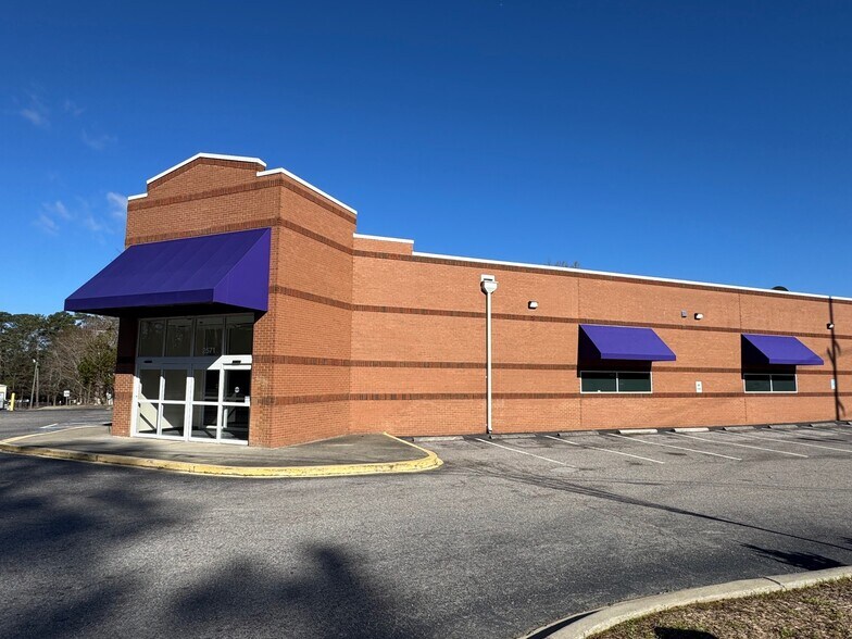 2571 Forest Dr, Columbia, SC for lease - Building Photo - Image 1 of 10