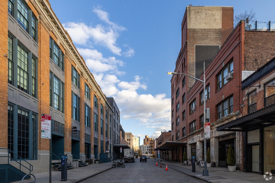 22 Little West 12th St, New York, NY for lease - Building Photo - Image 3 of 5