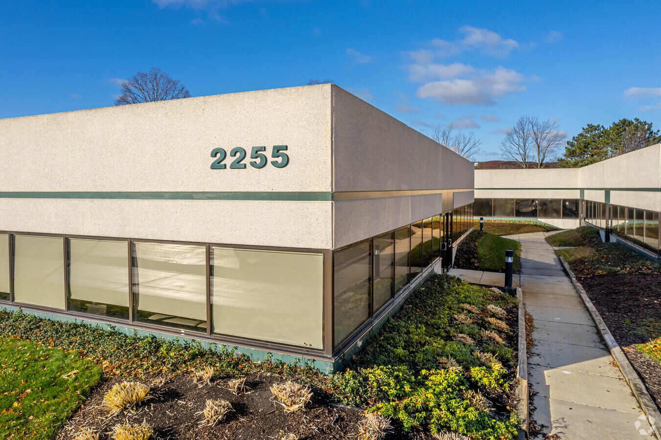2255 Enterprise Dr, Westchester, IL 60154 Enterprise Center
