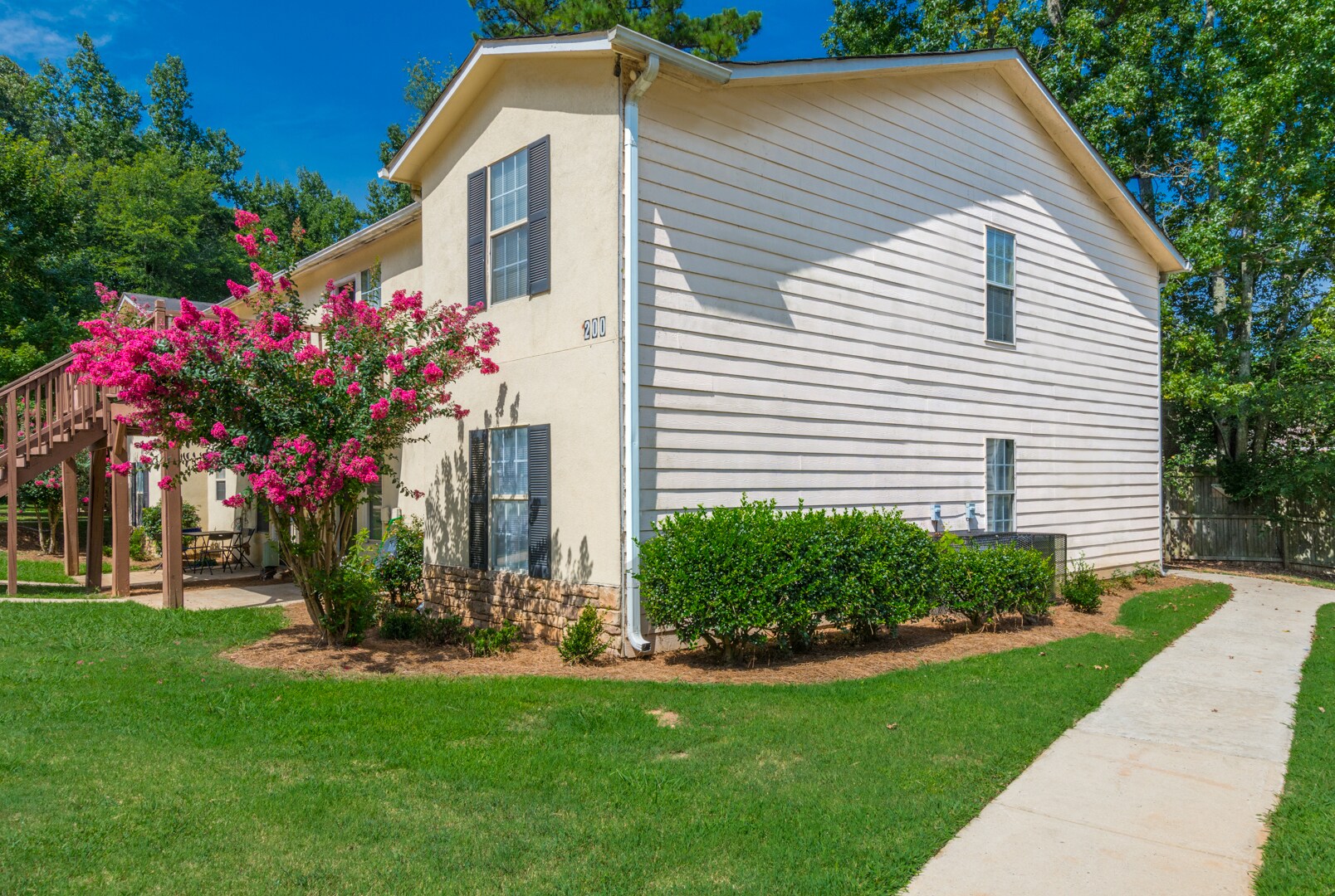 8373 Thomas Rd, Jonesboro, GA 30238