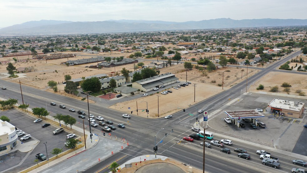 Bear Valley Rd, Hesperia, CA for sale - Building Photo - Image 3 of 9