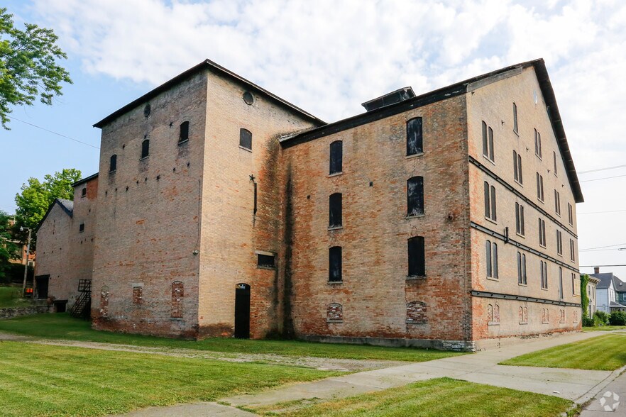 204 S C St, Hamilton, OH 45013 Flex for Sale