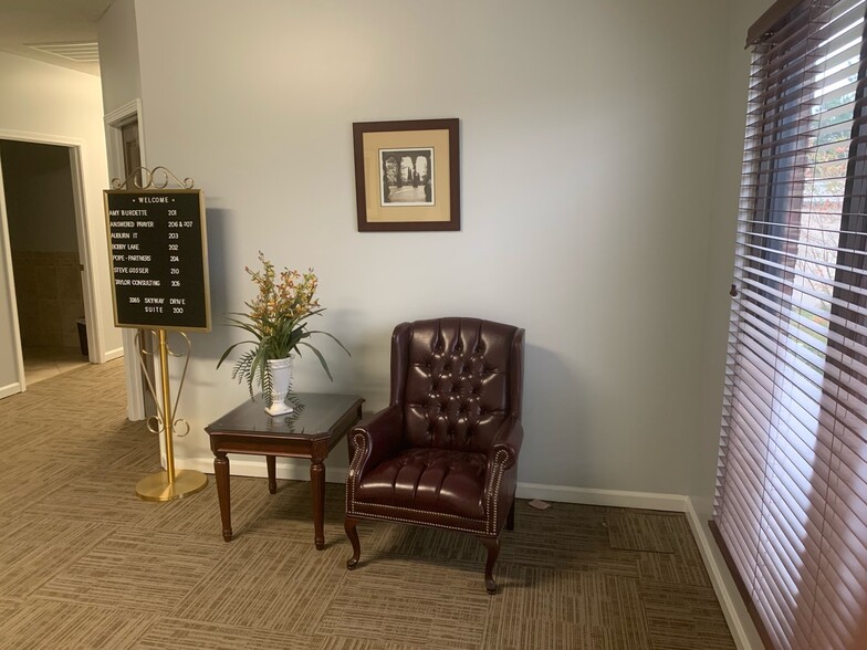 3365 Skyway Dr, Auburn, AL for lease - Lobby - Image 2 of 13