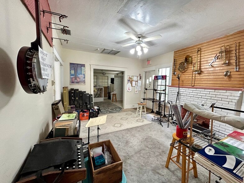 2710 W Manatee Ave, Bradenton, FL for sale - Interior Photo - Image 3 of 7