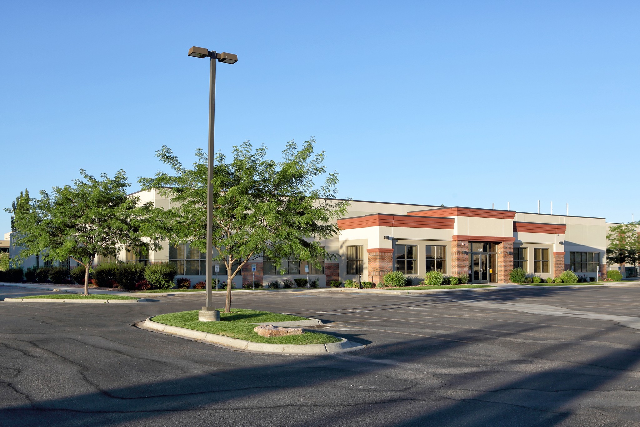 595 University Blvd, Idaho Falls, ID for sale Building Photo- Image 1 of 1