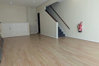 77 High St, Littlehampton for lease Interior Photo- Image 2 of 4