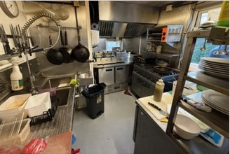 24 Upper Hamilton Rd, Brighton for lease Interior Photo- Image 2 of 4