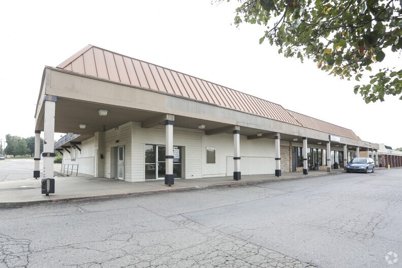 1301 SW Gage Blvd, Topeka, KS for sale - Primary Photo - Image 1 of 1