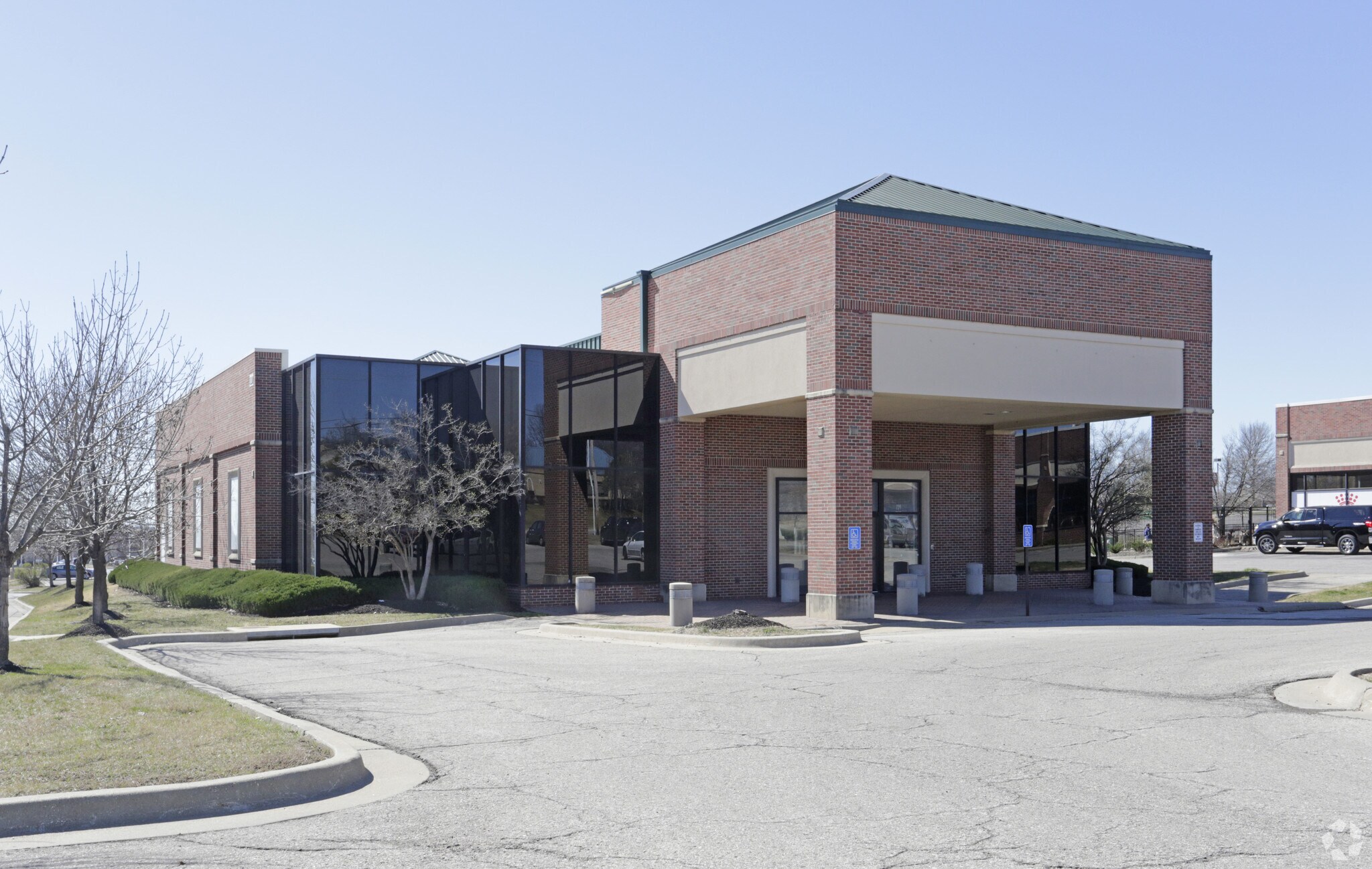 7701-7721 W 119th St, Overland Park, KS for sale Primary Photo- Image 1 of 1