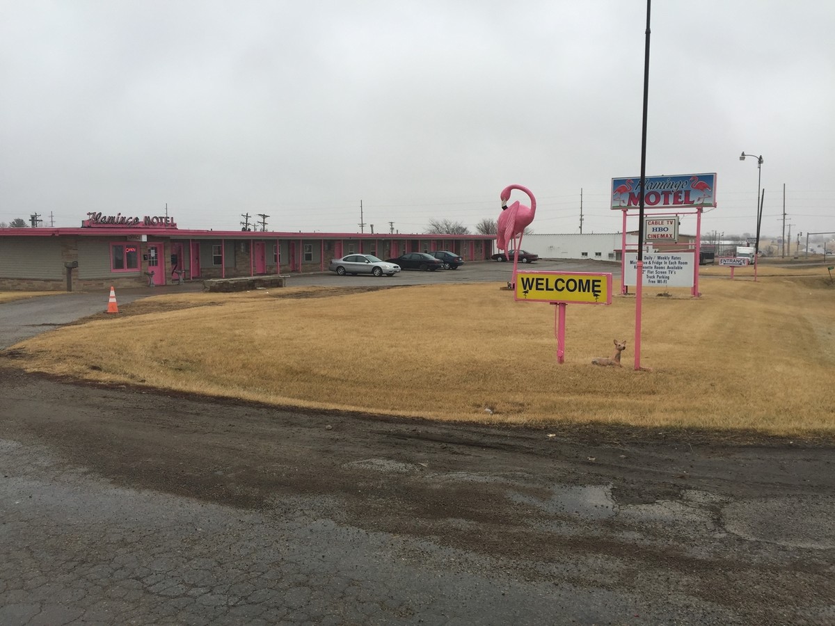 705 Iowa Ave W, Marshalltown, IA 50158 - Flamingo Inn | LoopNet