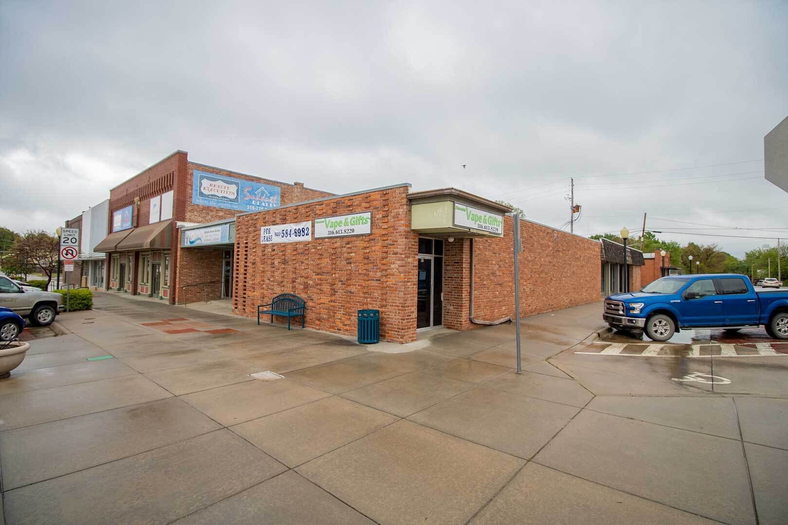 602 State St, Augusta, KS for sale Building Photo- Image 1 of 1