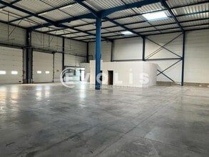 916 Rue De La Craz, Dagneux for lease Interior Photo- Image 2 of 9