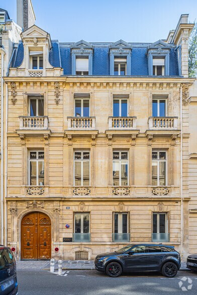 22 Rue De Téhéran, Paris for lease - Primary Photo - Image 1 of 9