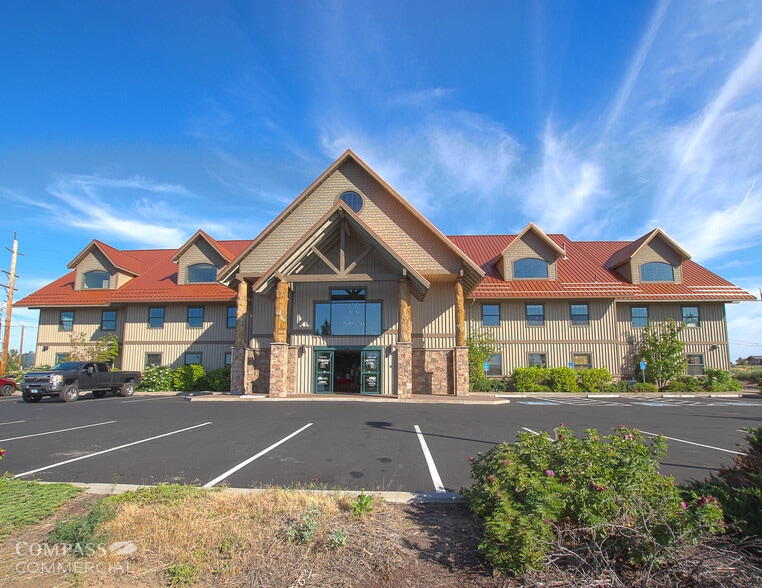 3818 SW 21st St, Redmond, OR for lease - Building Photo - Image 1 of 3