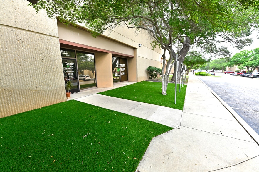 121 Interpark Blvd, San Antonio, TX for lease - Building Photo - Image 3 of 23