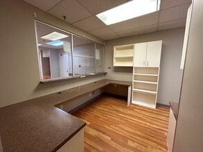 849 Upper Wentworth St, Hamilton, ON for lease Interior Photo- Image 2 of 4