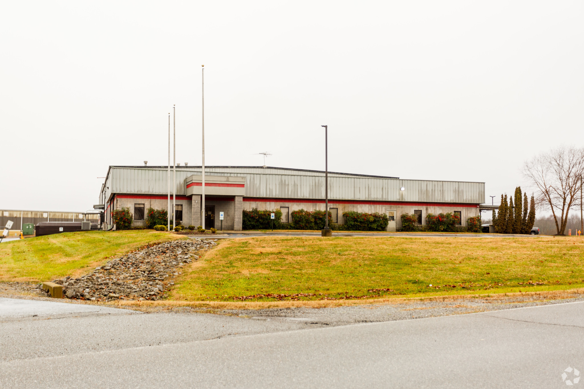 101 Evergreen Dr, Springfield, TN for sale Primary Photo- Image 1 of 1