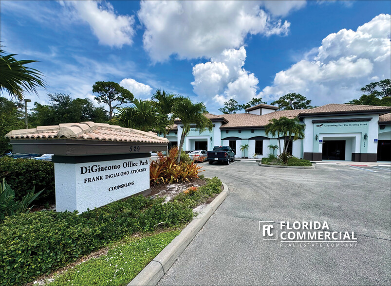 529 Palm Beach Rd, Stuart, FL for lease - Building Photo - Image 1 of 16