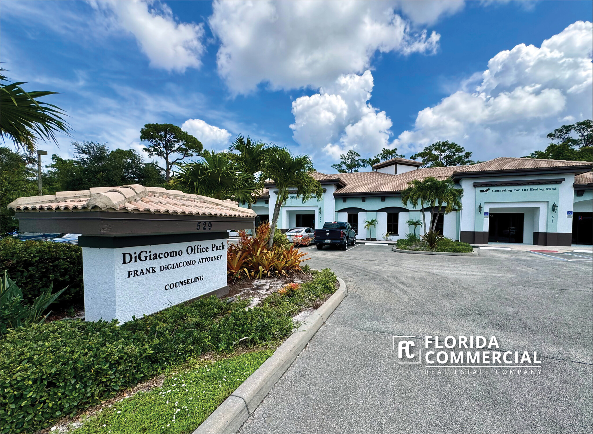 529 Palm Beach Rd, Stuart, FL for lease Building Photo- Image 1 of 17