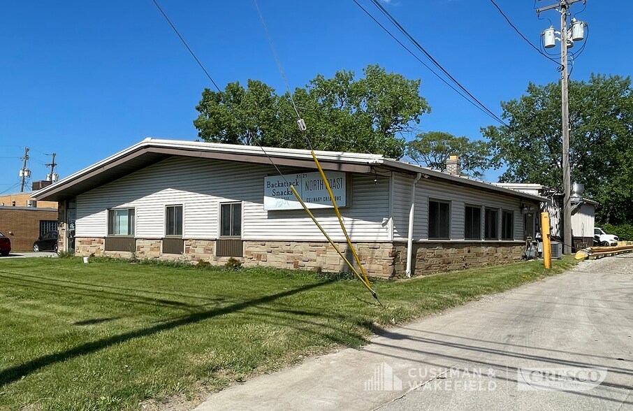 5121 W 161st St, Brook Park, OH for lease - Primary Photo - Image 1 of 3