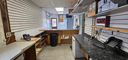 421 Fifth Ave, Pelham, NY for lease Interior Photo- Image 2 of 5