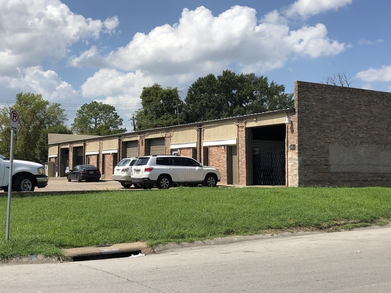 7000 Baneway Dr, Houston, TX for lease - Primary Photo - Image 3 of 5