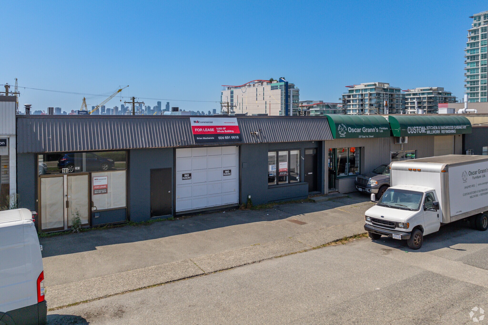 239-241 E 1st St, North Vancouver, BC for lease Primary Photo- Image 1 of 4