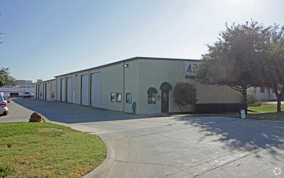 529 Industrial Blvd, Grapevine, TX for sale - Primary Photo - Image 1 of 1