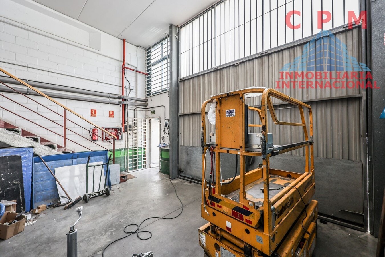 Madrid, MAD 28021 - Unit Puerta 23, Esc. B - - Interior Photo - Image 2 of 18