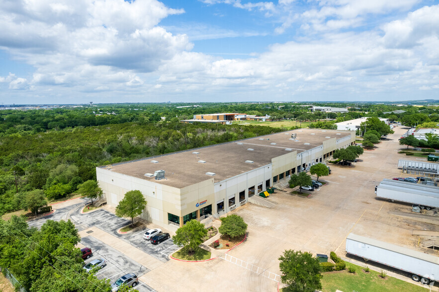 3714 Bluestein Dr, Austin, TX for lease - Aerial - Image 2 of 5