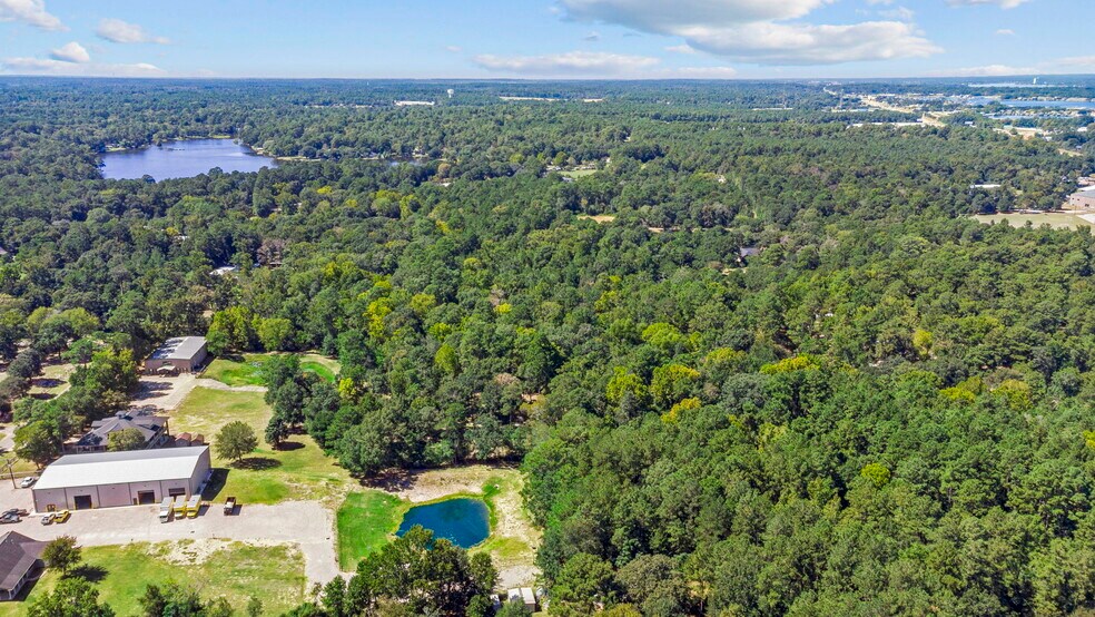 1450 Blake Rd, Conroe, TX for sale - Building Photo - Image 1 of 1