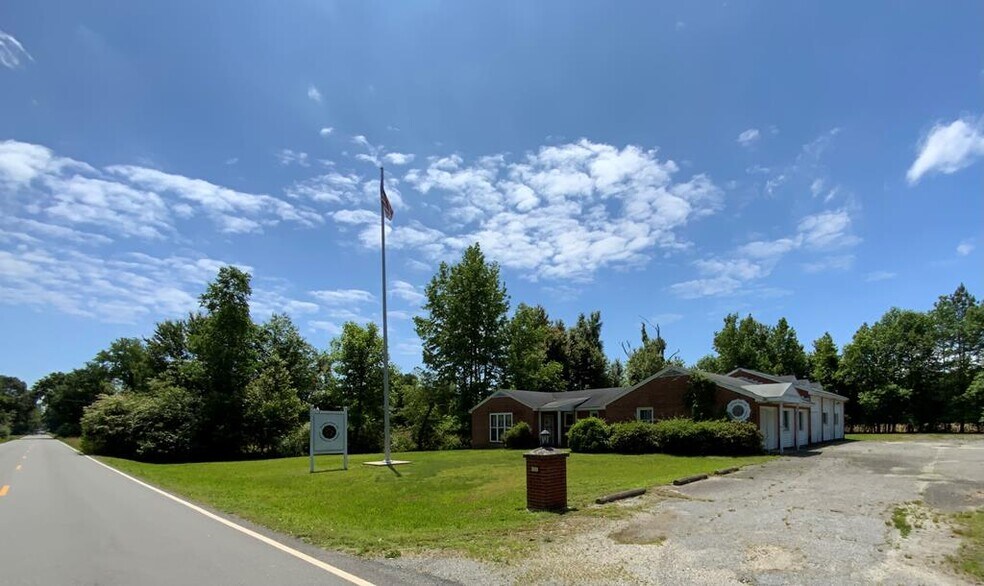 882 Waverly Ave, Kilmarnock, VA for sale - Primary Photo - Image 1 of 1