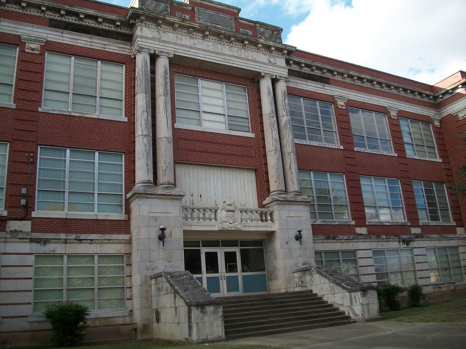 221 N Washington St, Ardmore, OK for sale Building Photo- Image 1 of 2