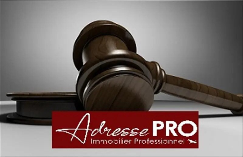 Retail in La Rochelle for lease - Building Photo - Image 3 of 3