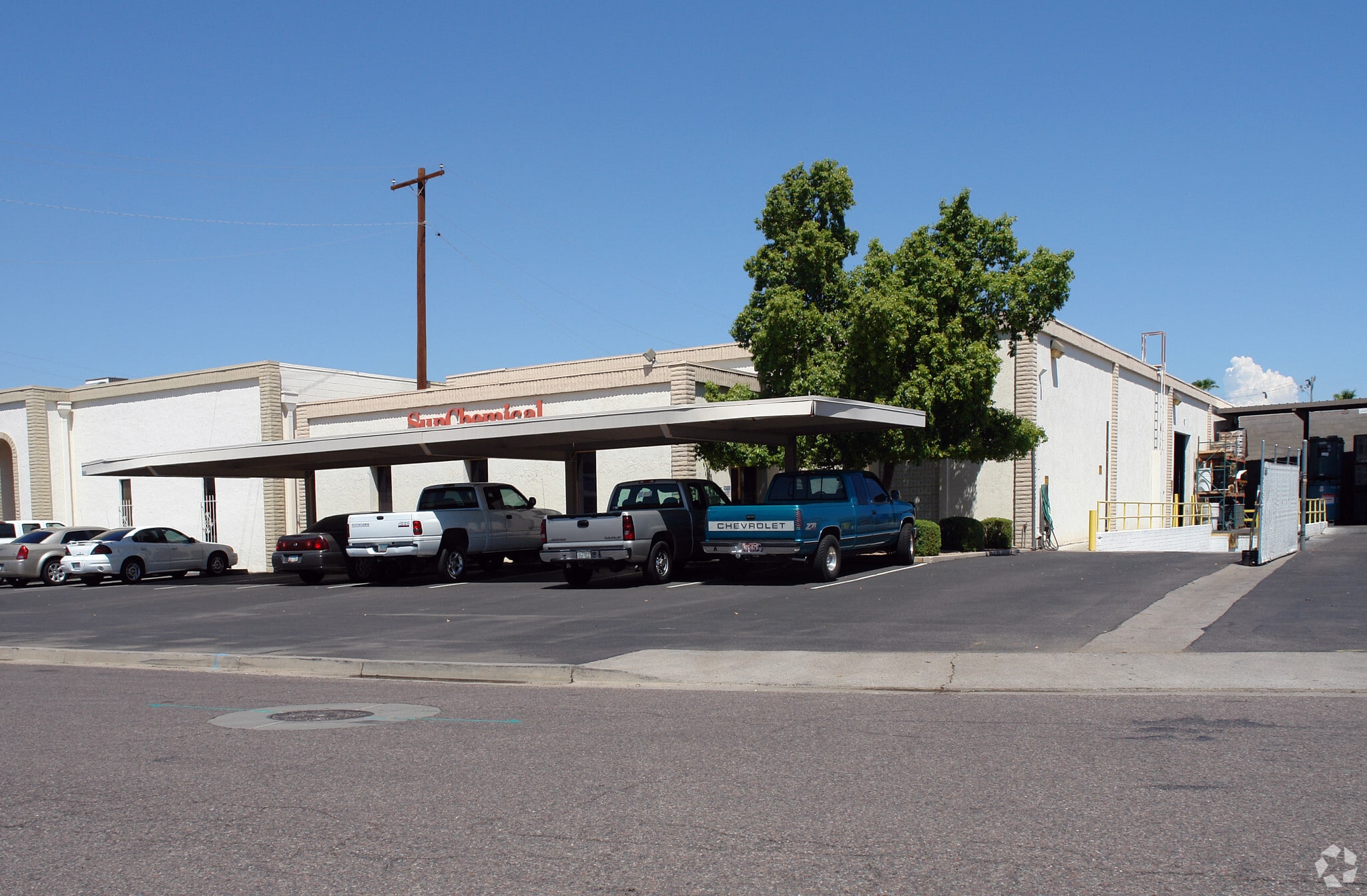 3422 W Weldon Ave, Phoenix, AZ for lease Primary Photo- Image 1 of 4