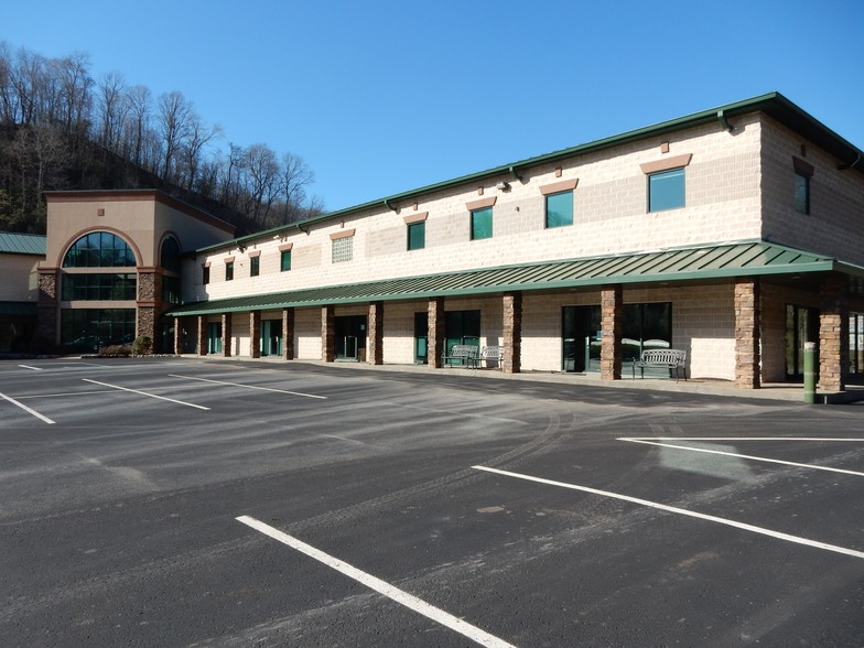 3736 Dents Run Rd, Morgantown, WV for sale - Building Photo - Image 1 of 1