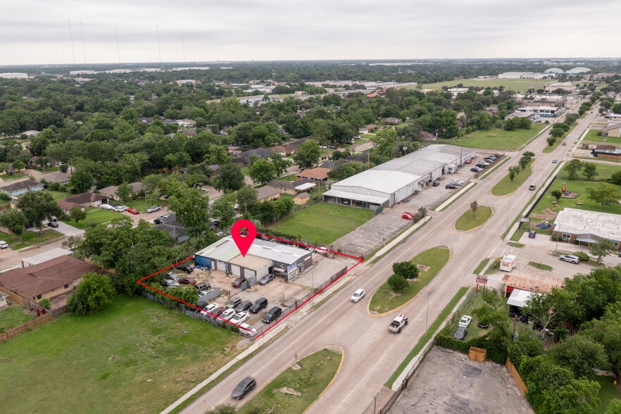 5123 W Orem Dr, Houston, TX for sale - Building Photo - Image 2 of 7