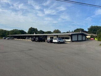 More details for N58W39957 Wi-16, Oconomowoc, WI - Retail for Sale