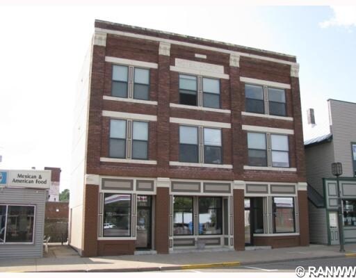 508 N Bridge St, Chippewa Falls, WI for sale Primary Photo- Image 1 of 1