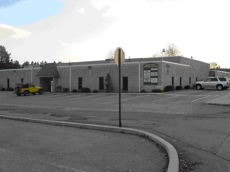 144 S 8th St, Chambersburg, PA for lease Primary Photo- Image 1 of 27