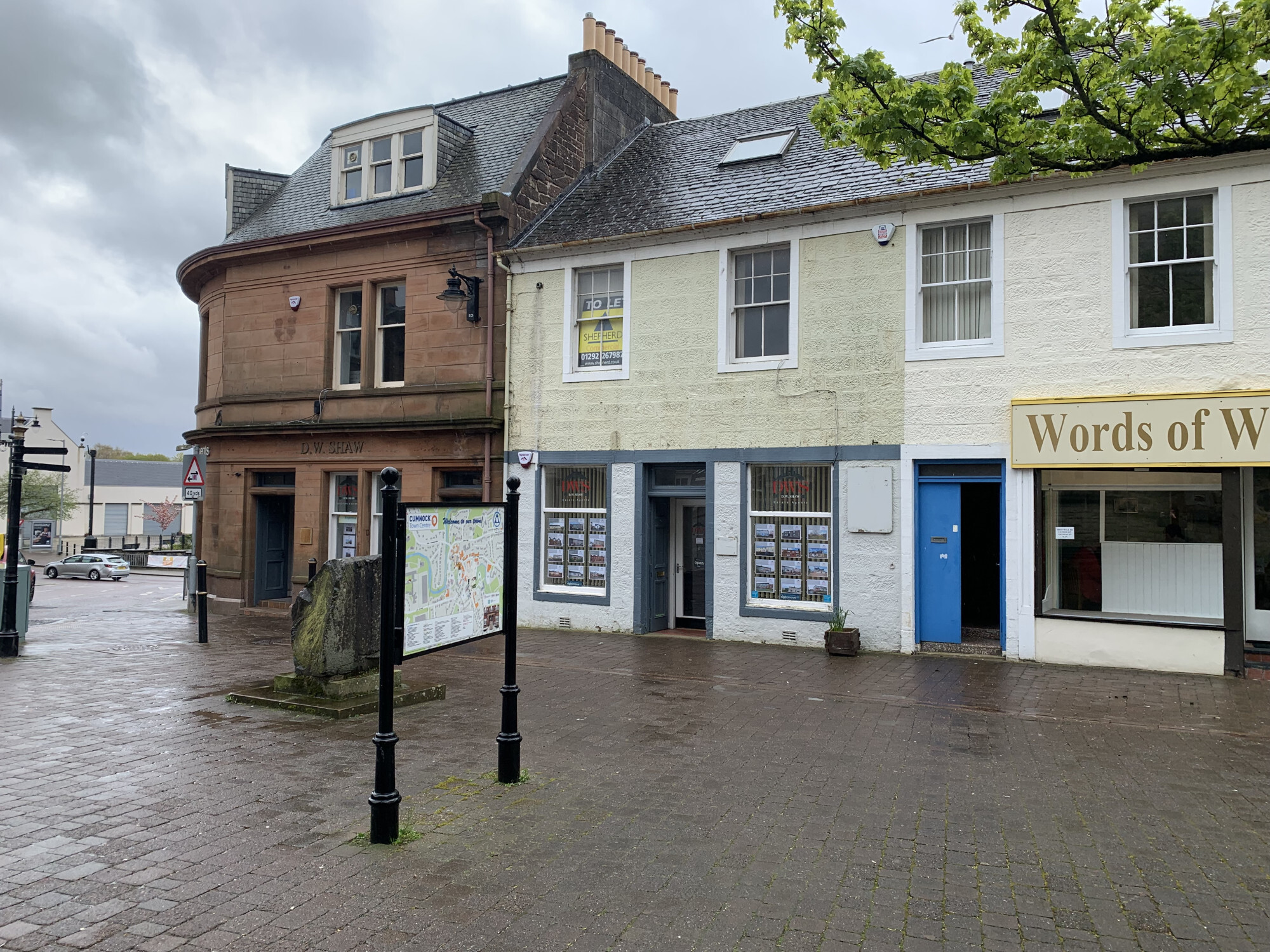 4a The Square, Cumnock for sale Primary Photo- Image 1 of 8